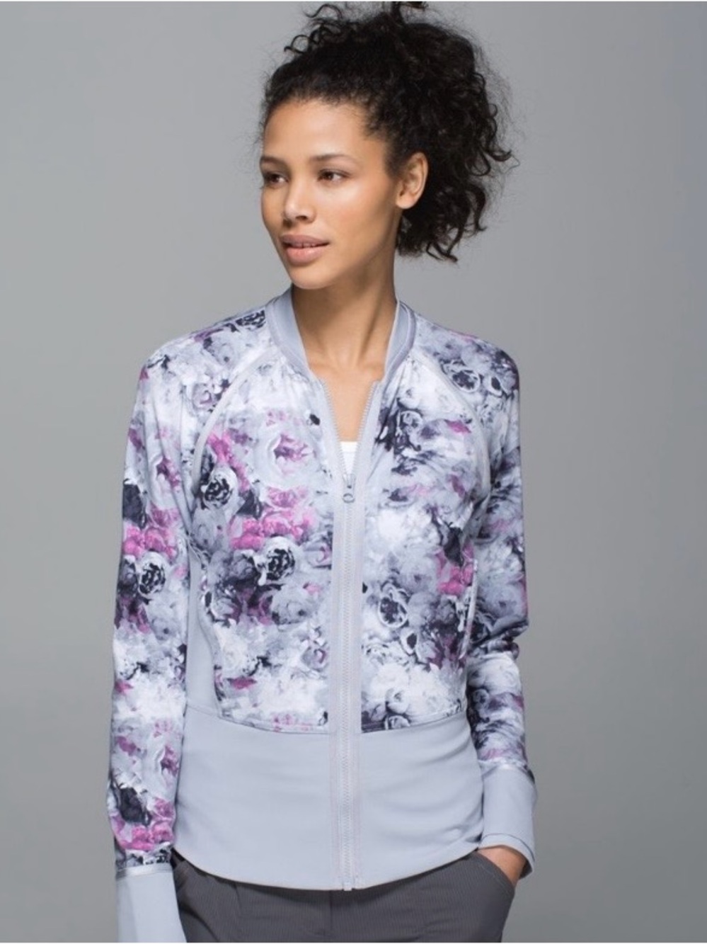 Lululemon “If you’re lucky jacket” Floral Print  - Light Gray & Pink sz 8